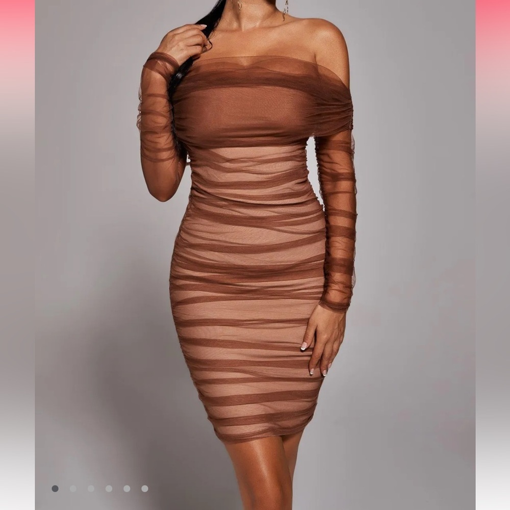Off-Shoulder Long Sleeve Bodycon Dress in Brown